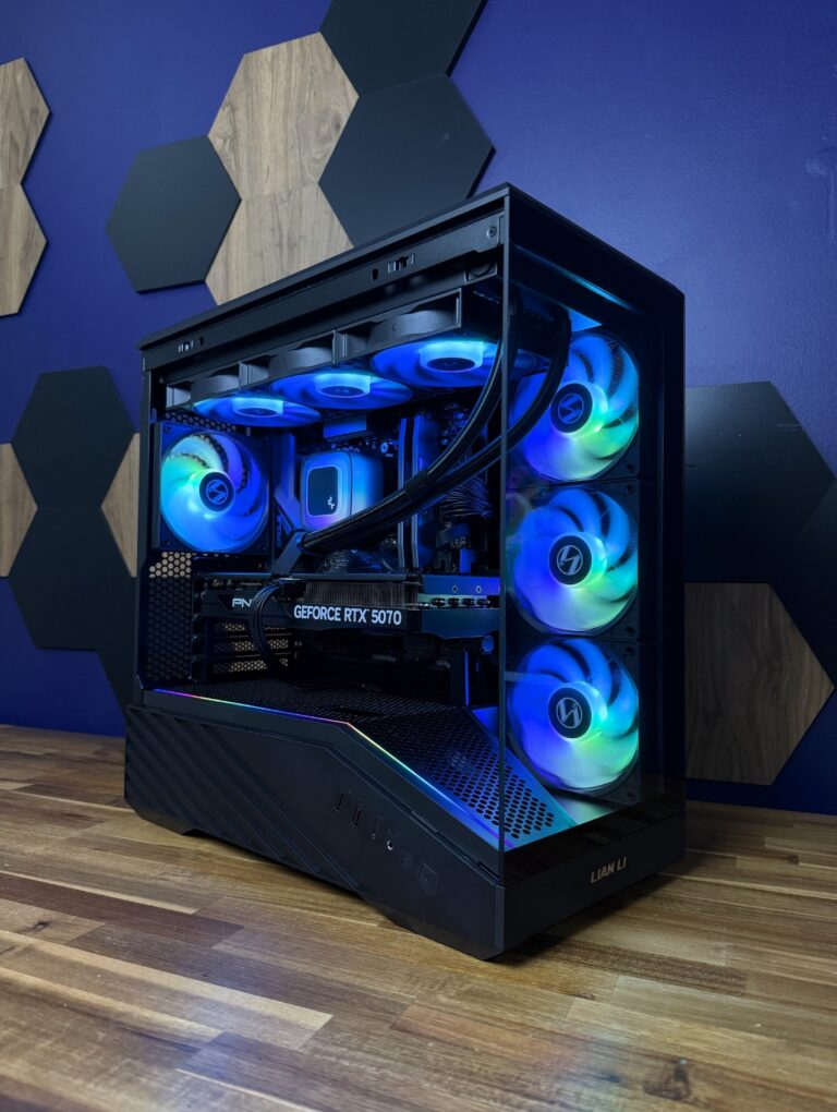 PC gamer Ghost RX 9070 XT